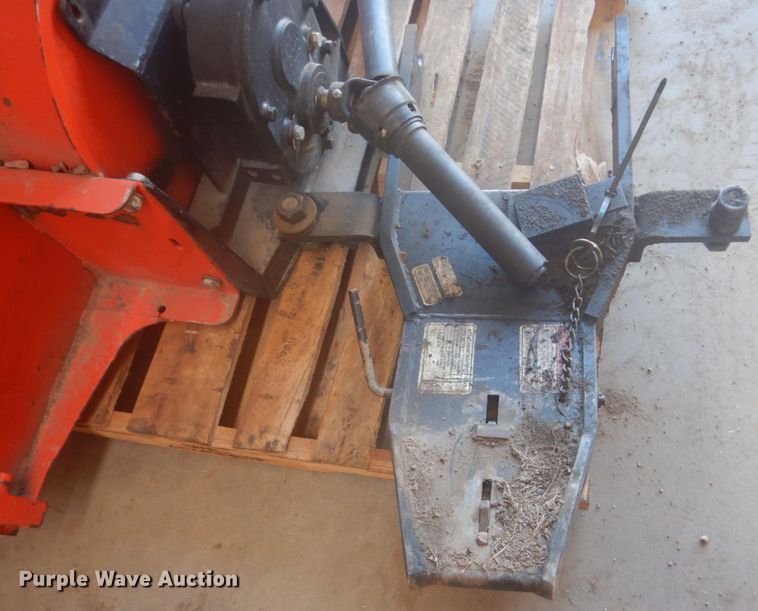 image for item HE9706 Kubota F2880  lawn mower