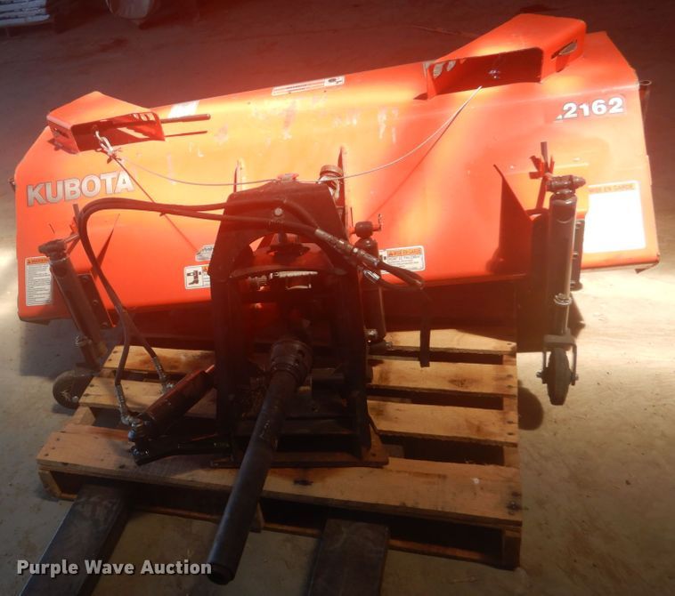 image for item HE9706 Kubota F2880  lawn mower