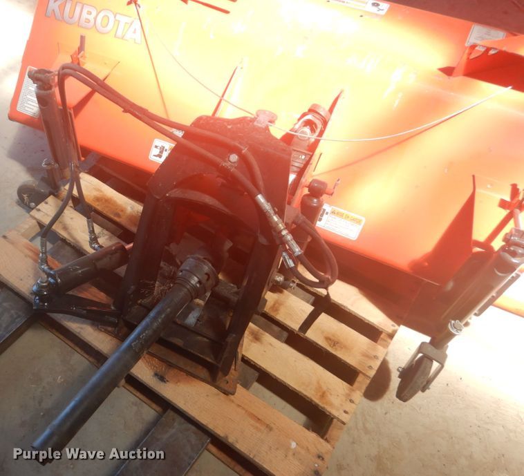 image for item HE9706 Kubota F2880  lawn mower