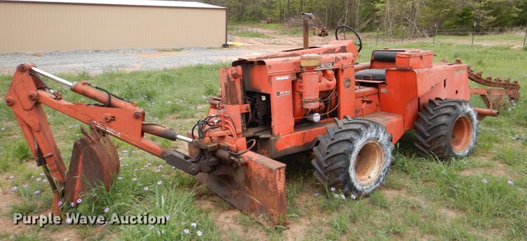 image for item HL9405 Ditch Witch R60  trencher