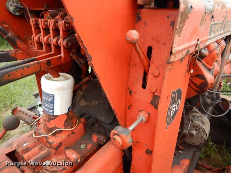 image for item HL9405 Ditch Witch R60  trencher