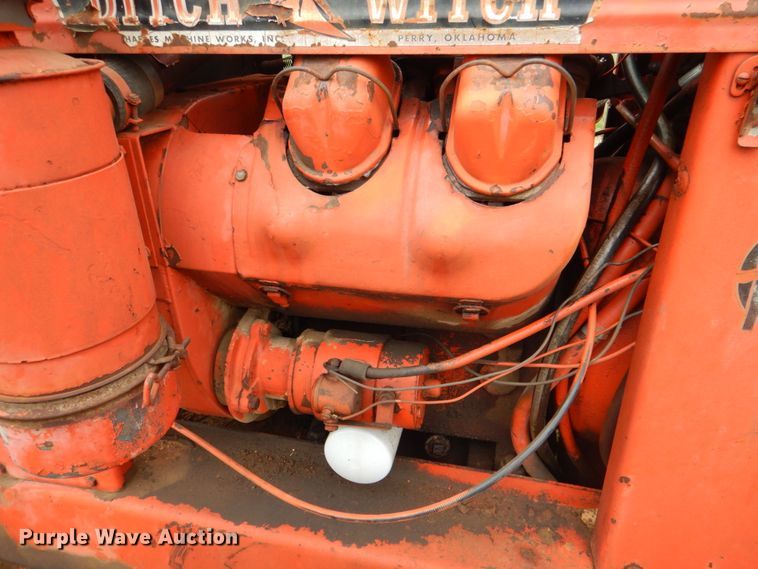 image for item HL9405 Ditch Witch R60  trencher