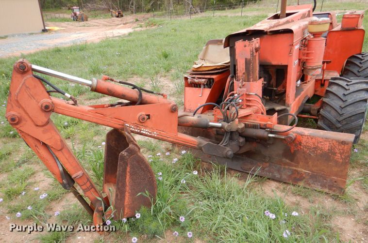 image for item HL9405 Ditch Witch R60  trencher
