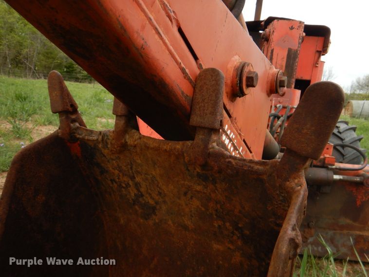 image for item HL9405 Ditch Witch R60  trencher