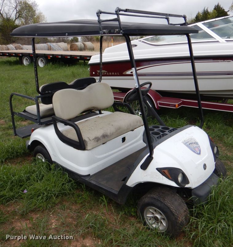 image for item HL9408 2010 Yamaha YDRE3  golf cart