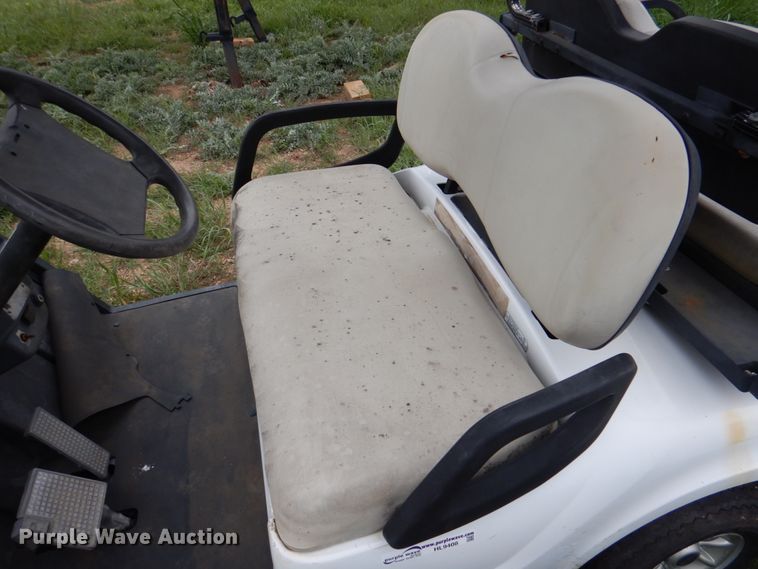 image for item HL9408 2010 Yamaha YDRE3  golf cart