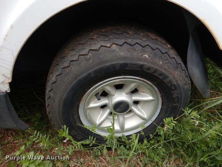 image for item HL9408 2010 Yamaha YDRE3  golf cart