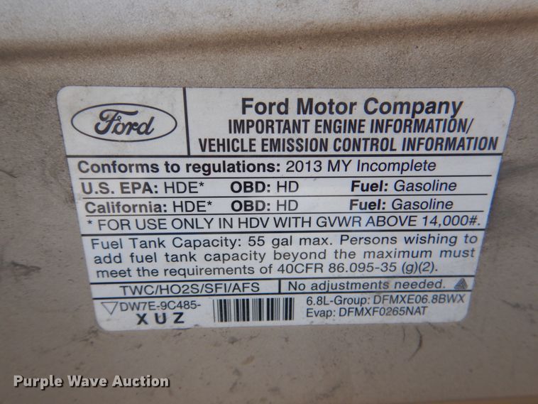 image for item HL9452 2013 Ford E450 Super Duty  shuttle bus