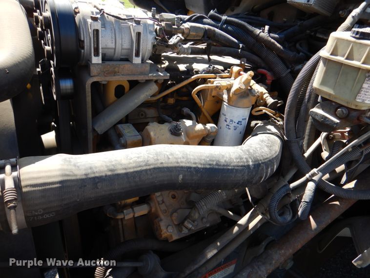 image for item HL9453 2006 Freightliner M1035  shuttle bus