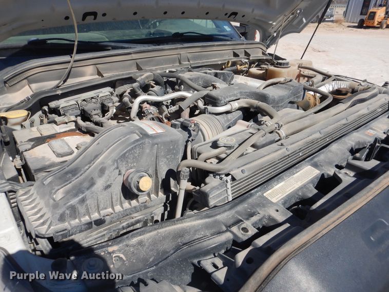 image for item HL9599 2015 Ford F550  flatbed truck