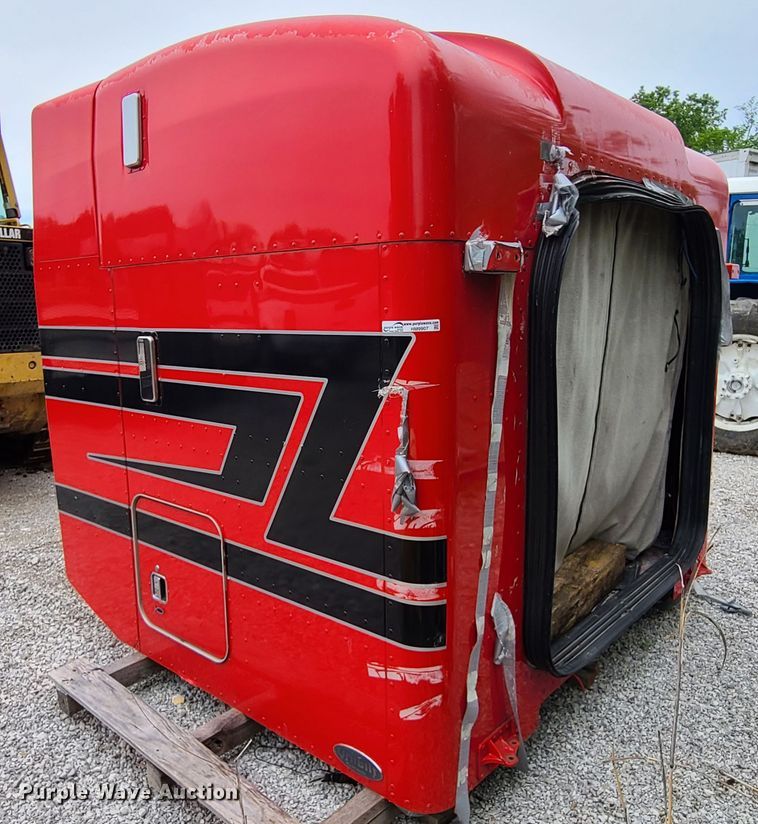 image for item HM9907 Unibilt 60" sleeper