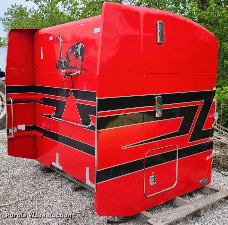 image for item HM9907 Unibilt 60" sleeper