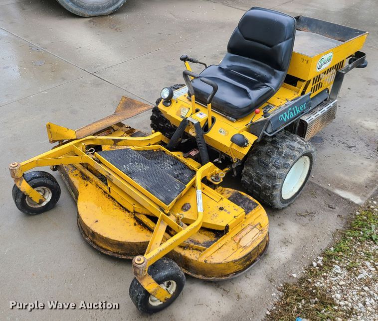 image for item HM9908 Walker MTSD  ZTR lawn mower