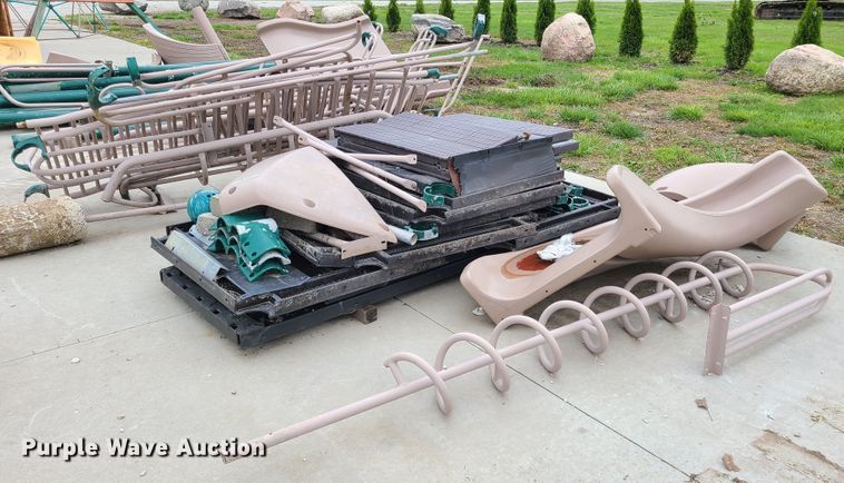 image for item HM9909 Playground equipment