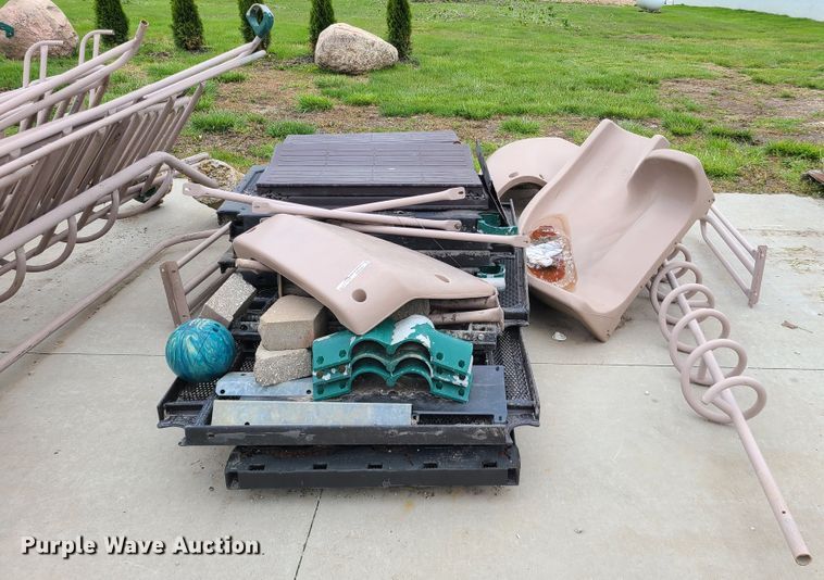 image for item HM9909 Playground equipment