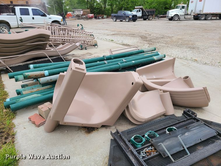 image for item HM9909 Playground equipment