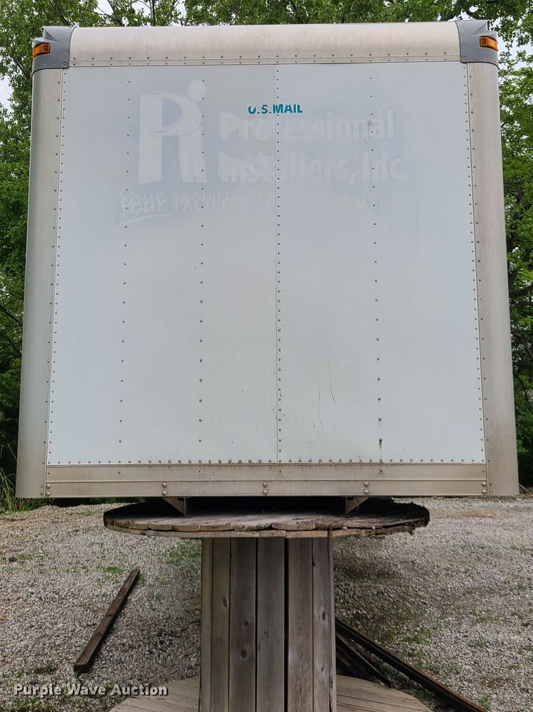 image for item HM9912 Box bed