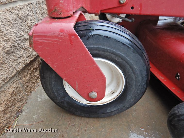 image for item HN9211 2013 Toro 74631  ZTR lawn mower