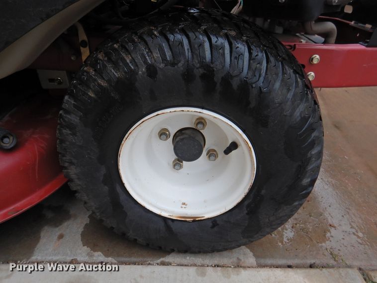 image for item HN9211 2013 Toro 74631  ZTR lawn mower