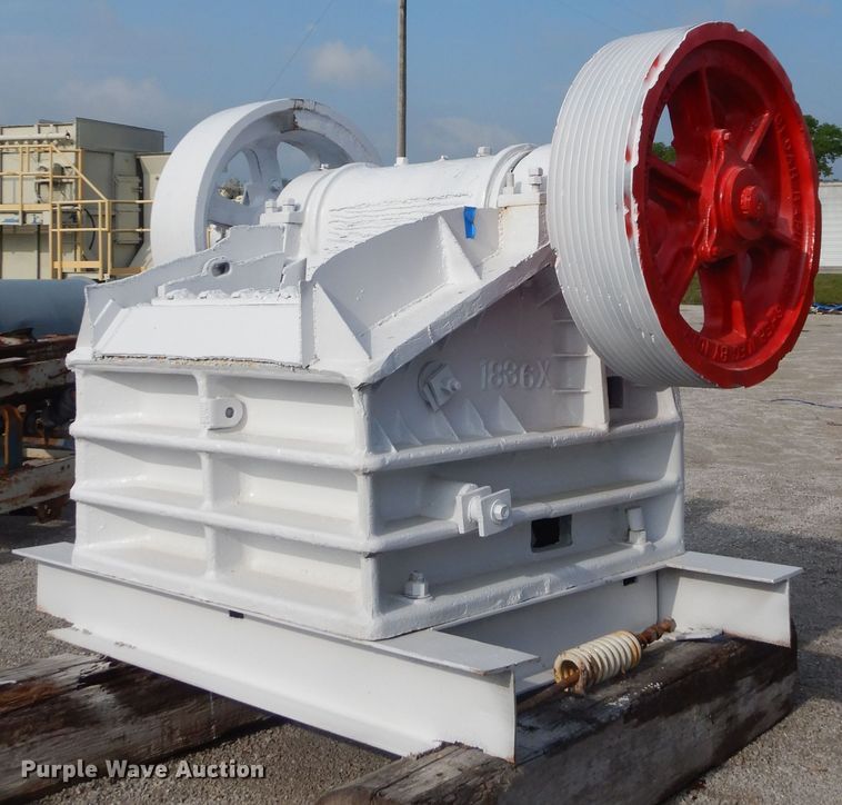 image for item HO9427 Cedarapids 1836 rock crusher