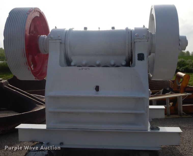 image for item HO9427 Cedarapids 1836 rock crusher