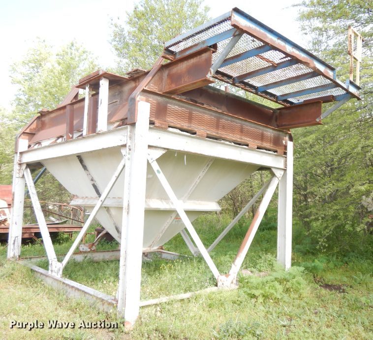 image for item HO9440 Simplicity 26616-LP140A-16  static screen