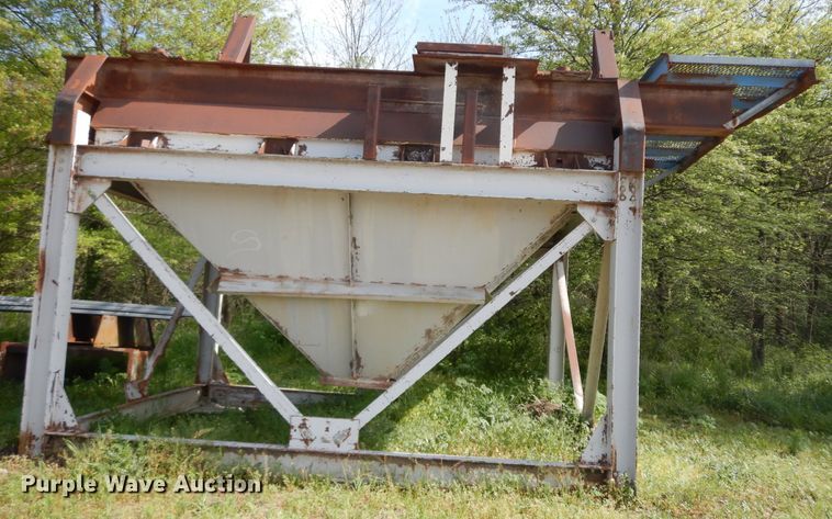 image for item HO9440 Simplicity 26616-LP140A-16  static screen