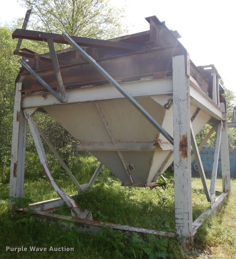 image for item HO9440 Simplicity 26616-LP140A-16  static screen