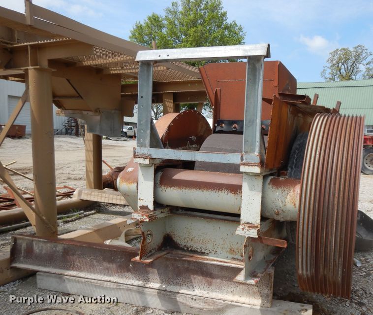 image for item HO9462 Cedarapids 4026 roll crusher