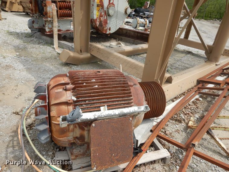 image for item HO9462 Cedarapids 4026 roll crusher