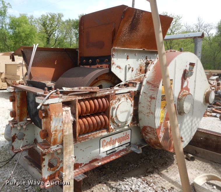 image for item HO9462 Cedarapids 4026 roll crusher