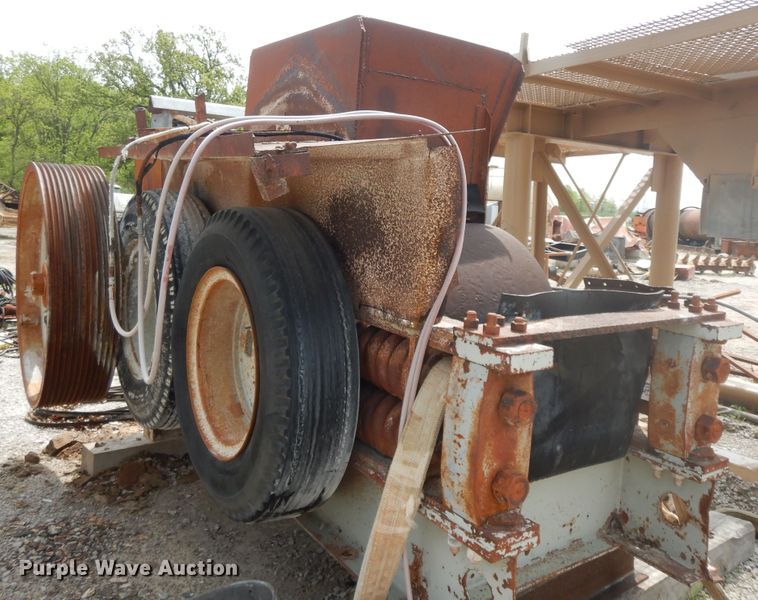 image for item HO9462 Cedarapids 4026 roll crusher