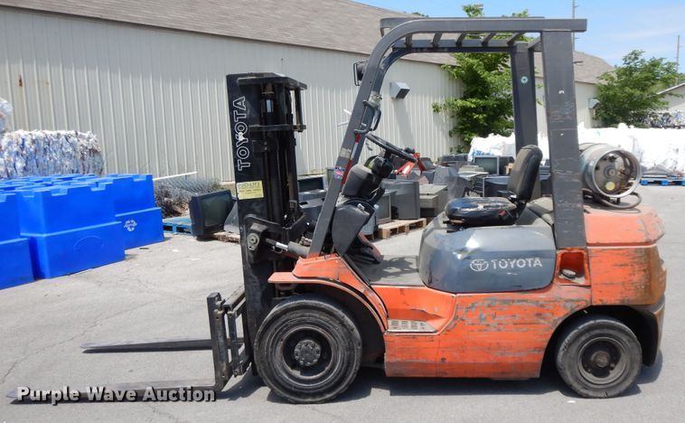 image for item HO9478 Toyota 786A  forklift