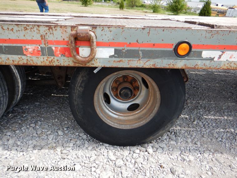 image for item HT9259 2005 Interstate Trailers G20DT  equipment trailer