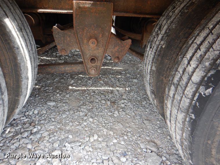 image for item HT9259 2005 Interstate Trailers G20DT  equipment trailer