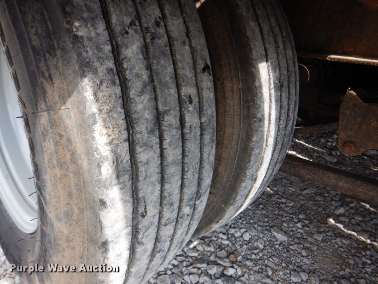 image for item HT9259 2005 Interstate Trailers G20DT  equipment trailer