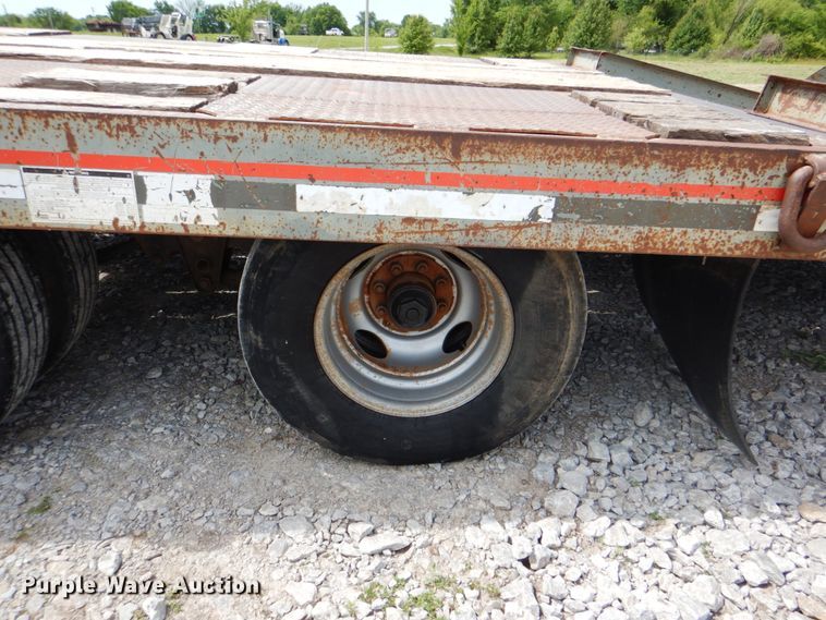 image for item HT9259 2005 Interstate Trailers G20DT  equipment trailer