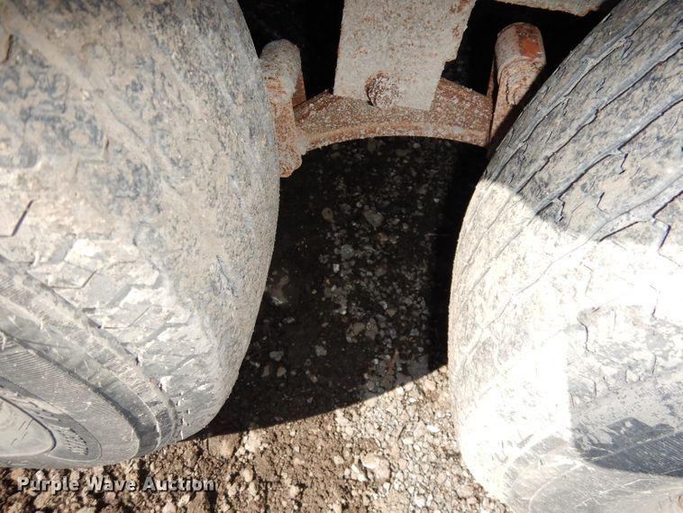 image for item HU9150 2002 Eagle utility trailer