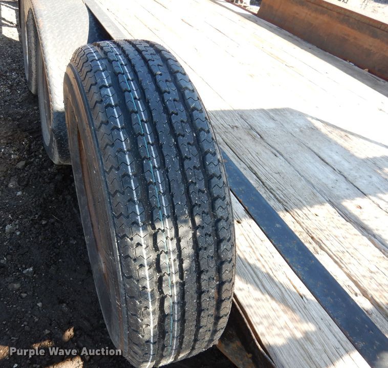 image for item HU9150 2002 Eagle utility trailer