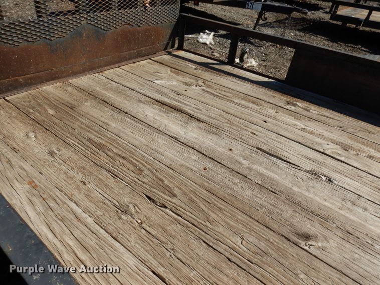 image for item HU9150 2002 Eagle utility trailer