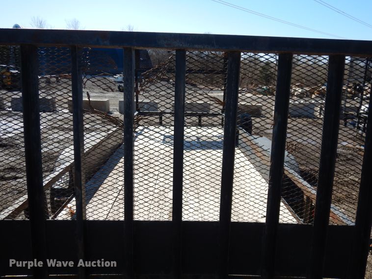 image for item HU9150 2002 Eagle utility trailer