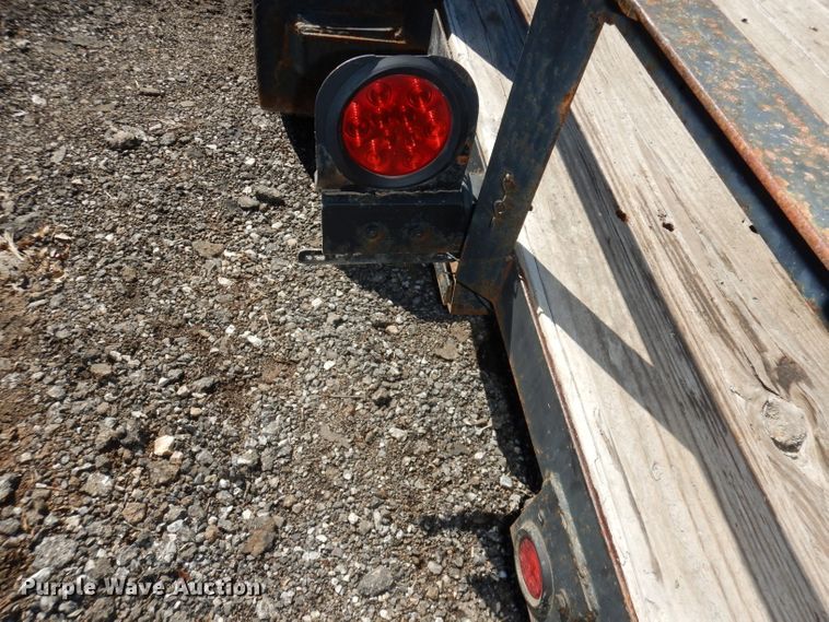 image for item HU9150 2002 Eagle utility trailer