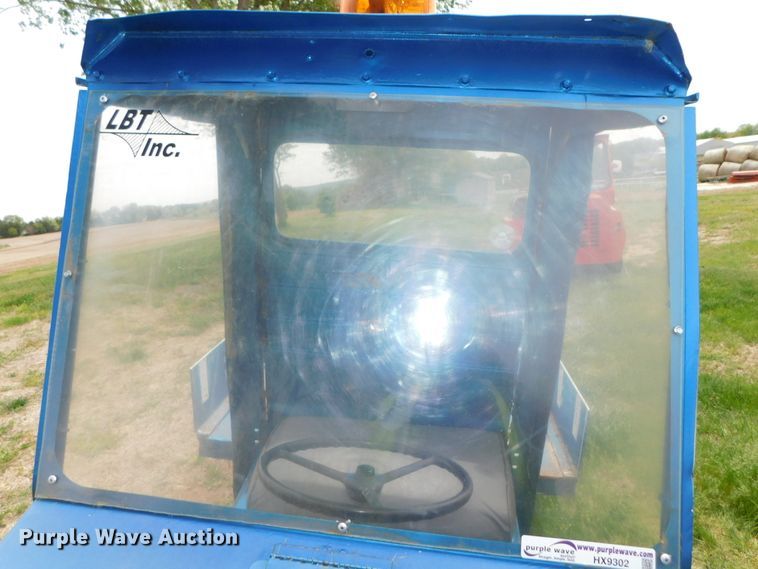 image for item HX9302 Cushman Truckster  utility cart