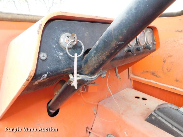 image for item HX9303 Clark CTA-50E  tug