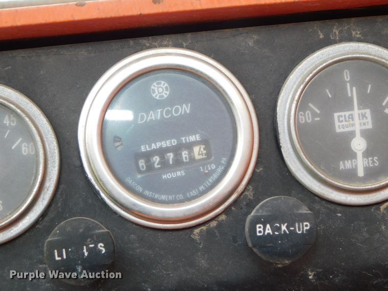 image for item HX9303 Clark CTA-50E  tug