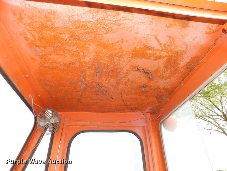 image for item HX9303 Clark CTA-50E  tug