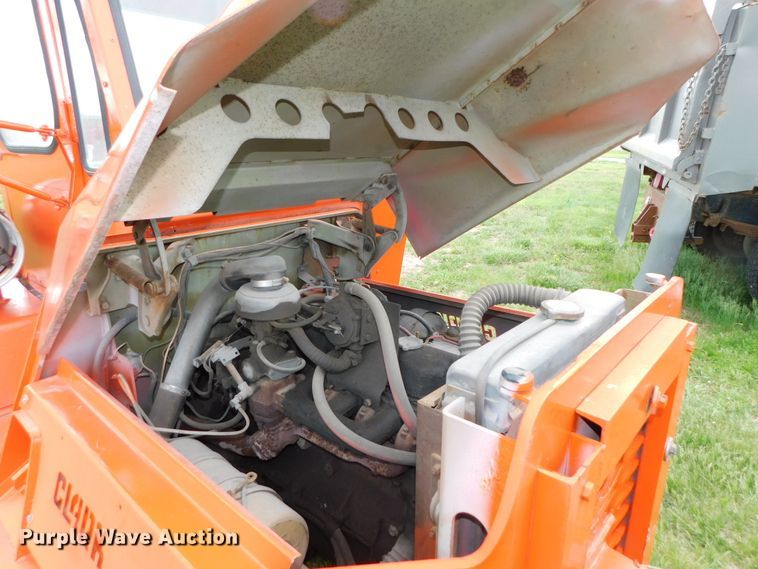 image for item HX9303 Clark CTA-50E  tug