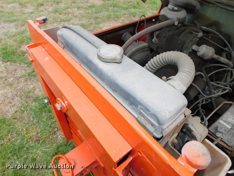 image for item HX9303 Clark CTA-50E  tug