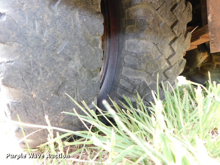 image for item HX9303 Clark CTA-50E  tug