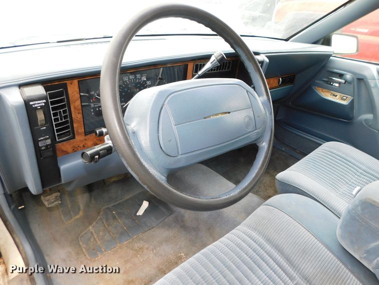 image for item HX9318 1994 Buick Century Special